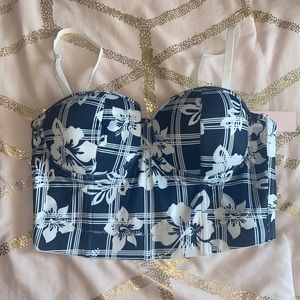 Floral navy blue bustier top 💕